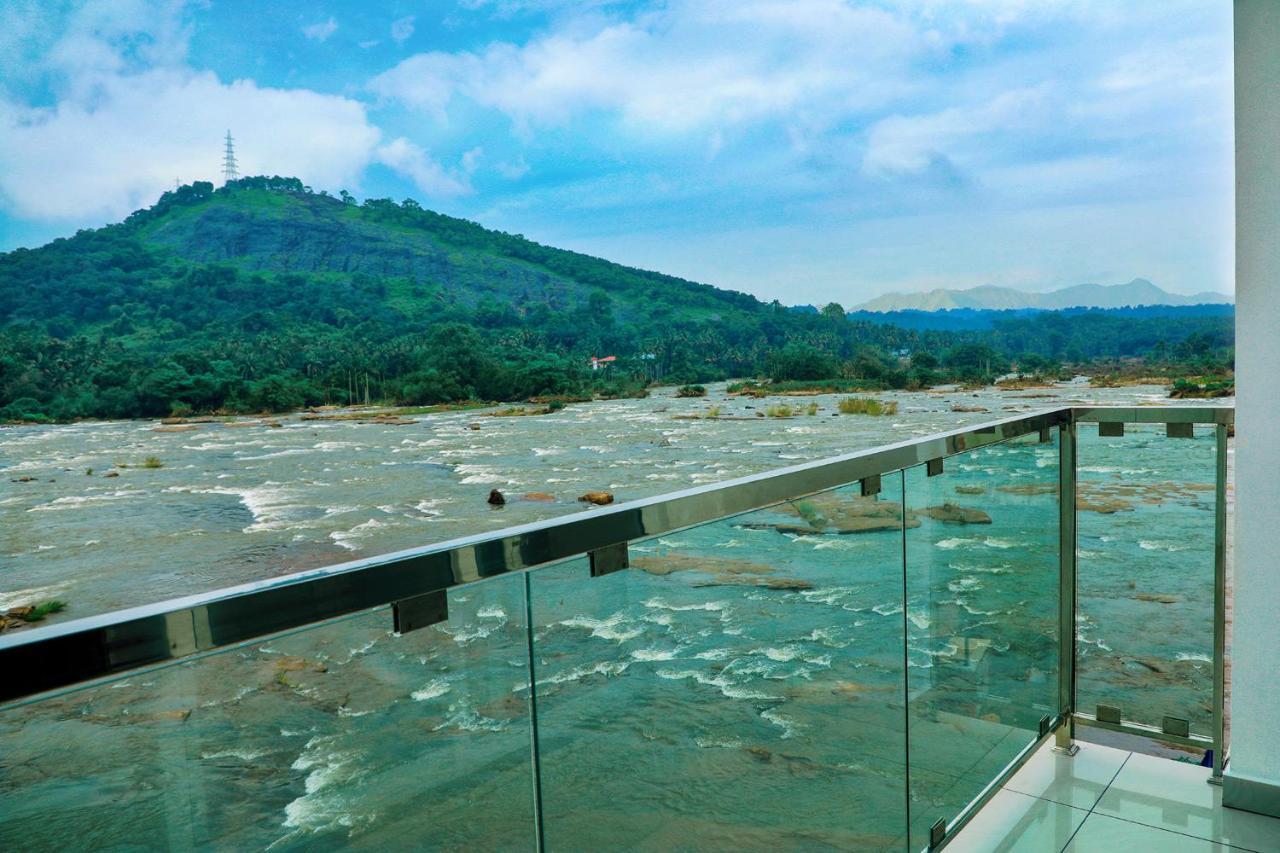 The Anchorage Athirapilly Resort Athirappilly Exterior foto
